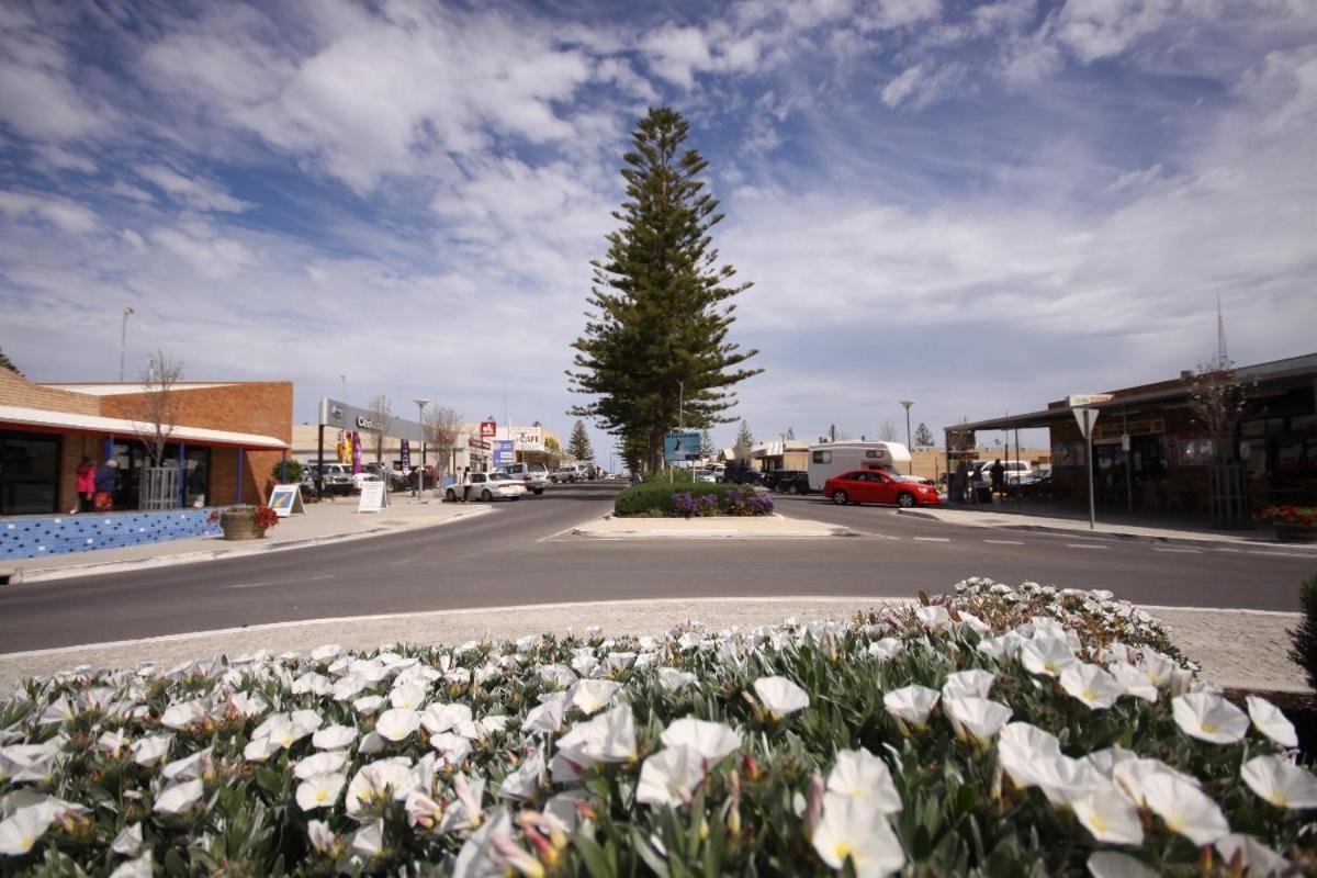 Ceduna Foreshore Caravan Park Exterior photo